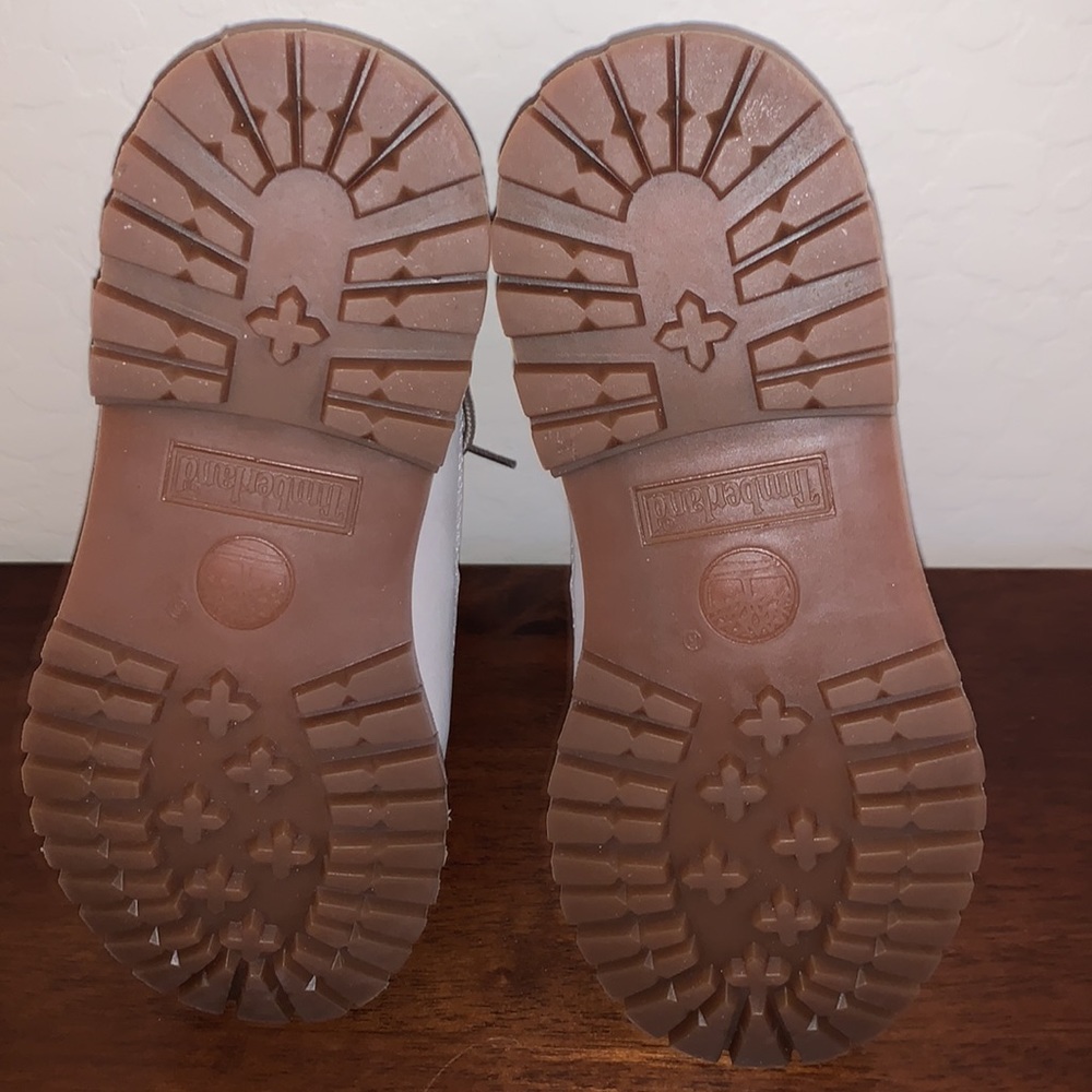 TIMBERLAND BRAND NEW SIZE 6.5 WATERPROOF BOOTS - Picture 6 of 10